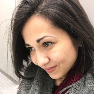 Meet your Posher, Angelica